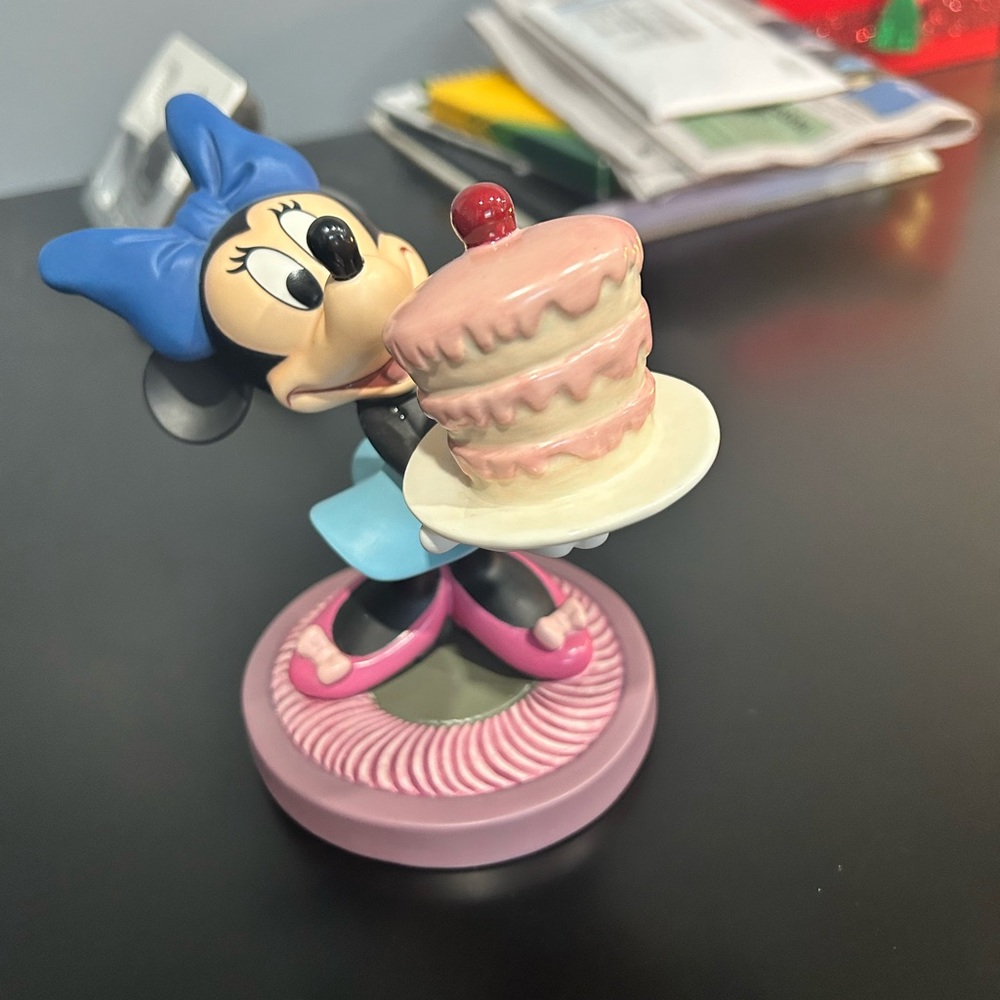 Classics Walt Disney Collections, The Whirlwind. “For My Sweetie” Minnie Mouse.